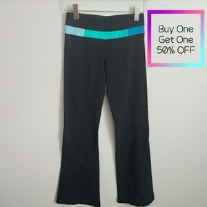 LULULEMON Black Teal Blue Groove Pant Size 4